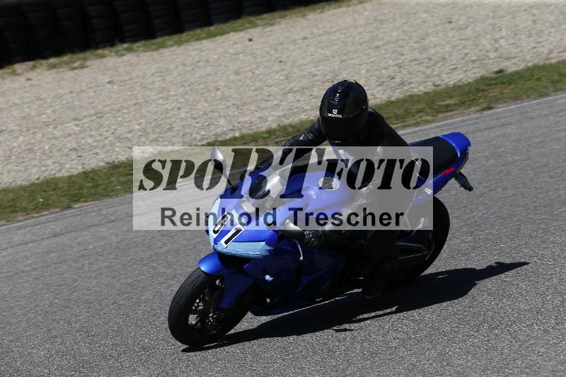/15 22.05.2026  Plüss Moto Sport  Discover the Bike ADR /Gruppe gelb - Bike 2/61